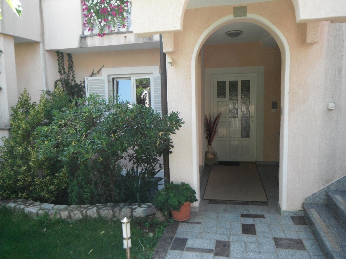 克尔克Apartman Ljubica 4公寓 外观 照片