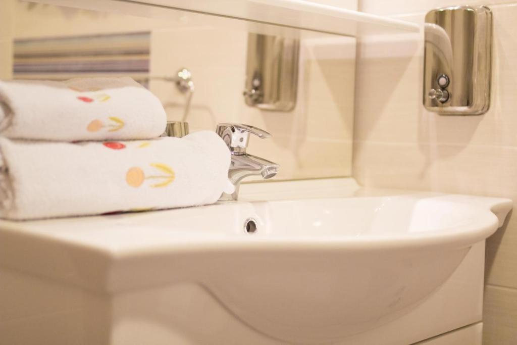 克尔克Apartman Ljubica 4公寓 外观 照片